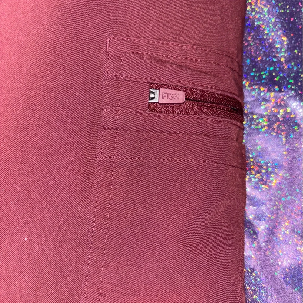 Figs Scrub Pants - Picture 8 of 9